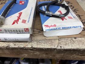 Raybestos Bh36824 Brake Hose 9w Ftftread The Listing Ftft Lot Of 2