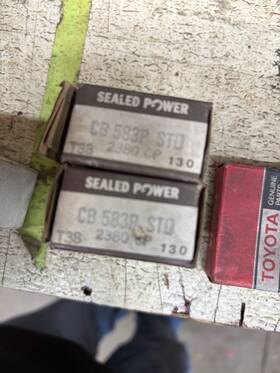 Sealed Power Cb583p Bearings Lot Of 2