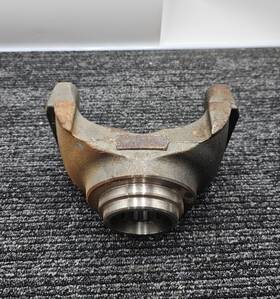 6.5-4-1891-1 Spicer End Yoke For Freightliner Kgc483 18tysc38-3 Sd65425311x
