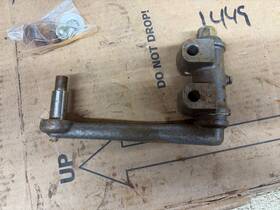 Trw 18810 Idler Arm 9w Same As Moog K9096 Courier Mazda B1800 B2000
