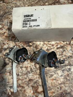 Universal Sysw-2 2 For 1 Backup Alarm Switch Stairlift Parts Air2p/00
