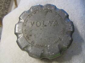20770683 Volvo 17012 1 Non-locking Fuel Tank Truck Cap Vtg