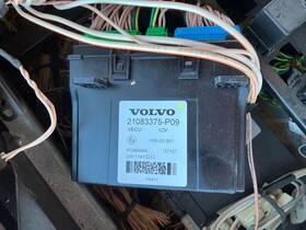 21083375-p09 Volvo 2003-2013 Vnl Cab Control Module Cecu - Used P/n 21083375p09