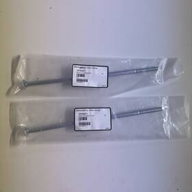 Volvo 25162871 2 Pcs Genuine Mack And Battery Hold Dowun Bolts Pn
