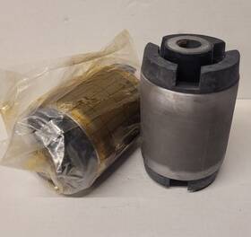 8074666 Volvo 2x Oem Truck Vnl / Vn Cab Mounting Rubber Bushing Set Genuine