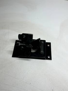 Volvo 8082618 Genuine Oem Bracket Nos