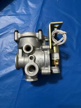Watson & Chalin 19516-711 Oem And Hi Flow Lift Axle Valve