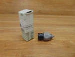 Pressure Switch Genuine Mercedes 712/715/730/742/750/934 - A0025450509. Fixed Price $33.35.