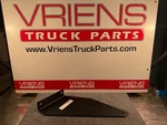 Kenworth Paccar M11-2359-001R Bracket-step Lower Alum Rh. Fixed Price $369.60.